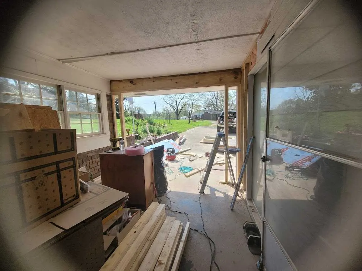 Air movers and dehumidifier for Water Mitigation Services in Moore